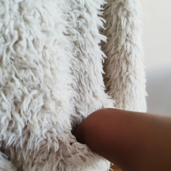 Zara Furry Coat / Oatmeal Colored / Size Small - Picture 3 of 6